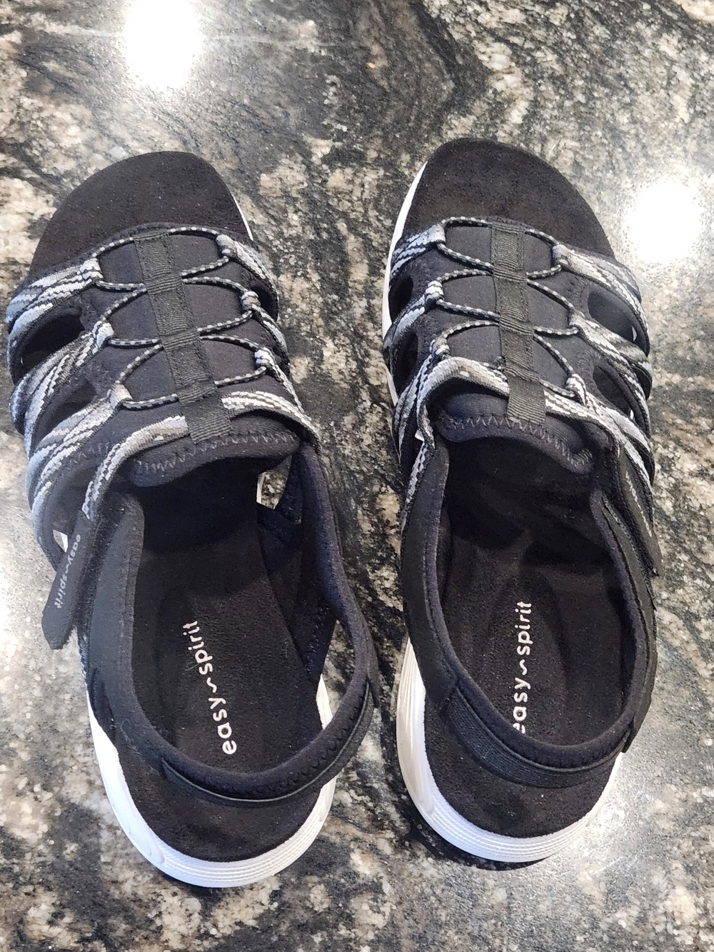 Easy Spirit Black and White Slip-On Sport Sandals